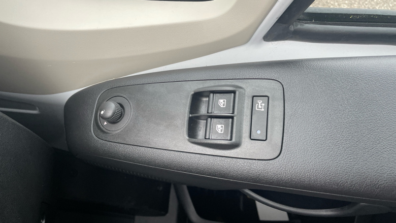 Vauxhall Movano 3500 L3 Diesel Fwd 2.2 Turbo D 140ps H2 Van Prime